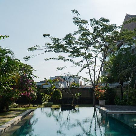 Villa Manggala - 13 Mins Walk To Berawa Beach Canggu Zewnętrze zdjęcie