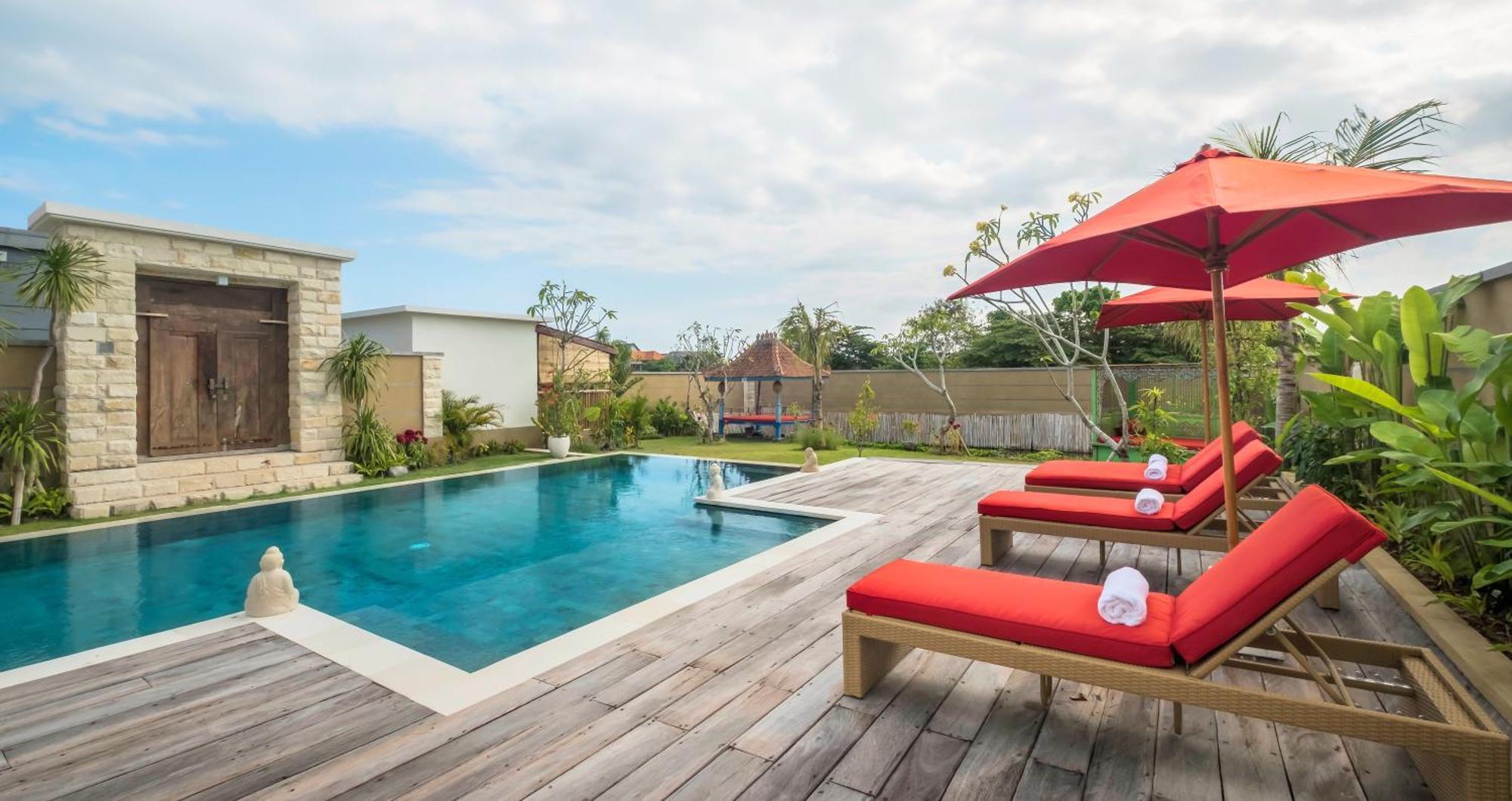 Villa Manggala - 13 Mins Walk To Berawa Beach Canggu Zewnętrze zdjęcie